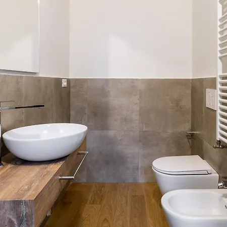 Casa Gini - Contemporary Apartment Bologna